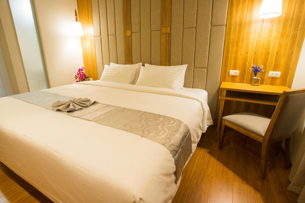 Lanna Thaphae Hotel Чиангмай Экстерьер фото