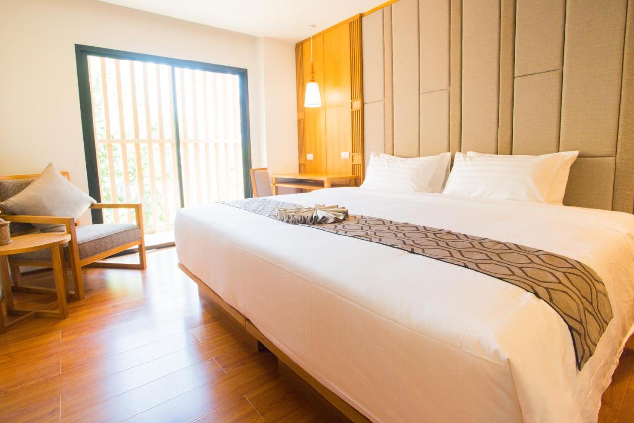 Lanna Thaphae Hotel Чиангмай Экстерьер фото