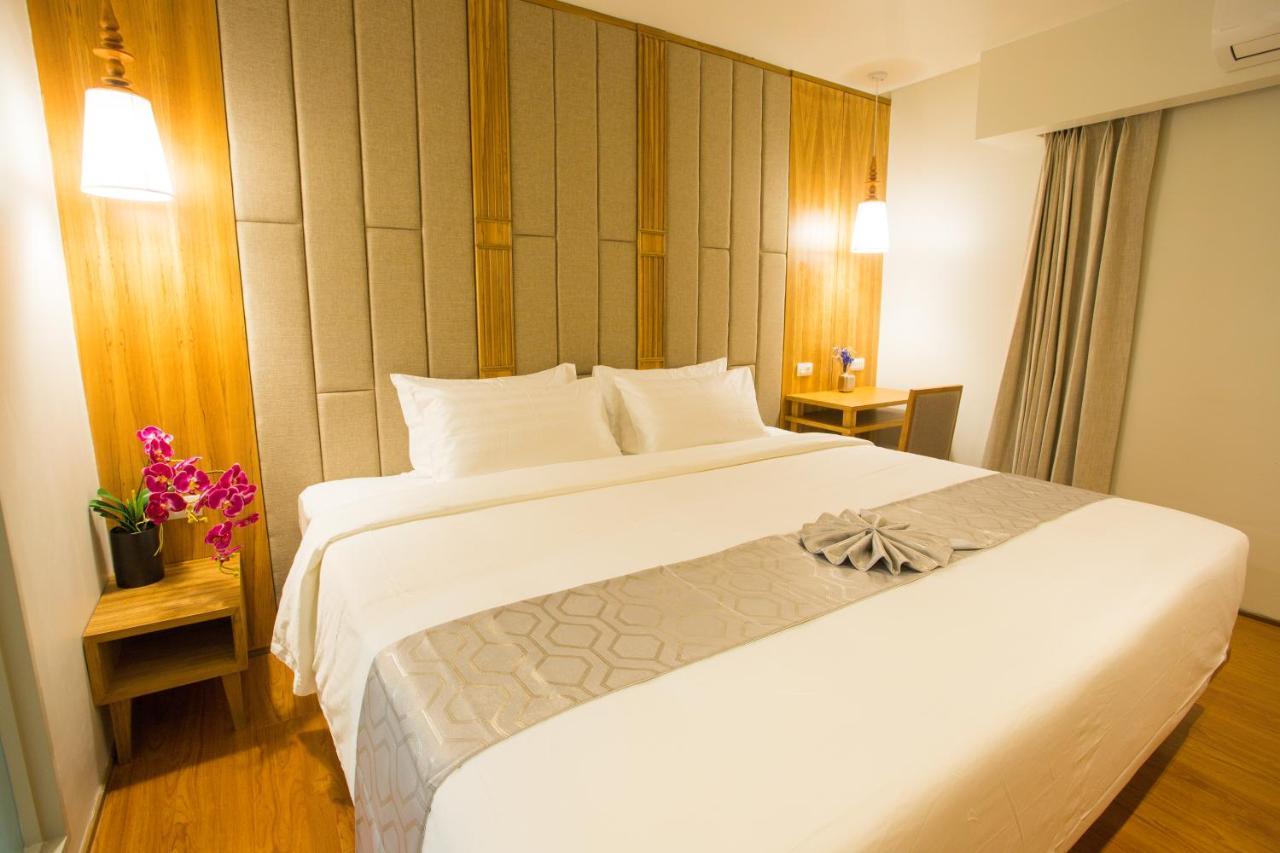 Lanna Thaphae Hotel Чиангмай Экстерьер фото