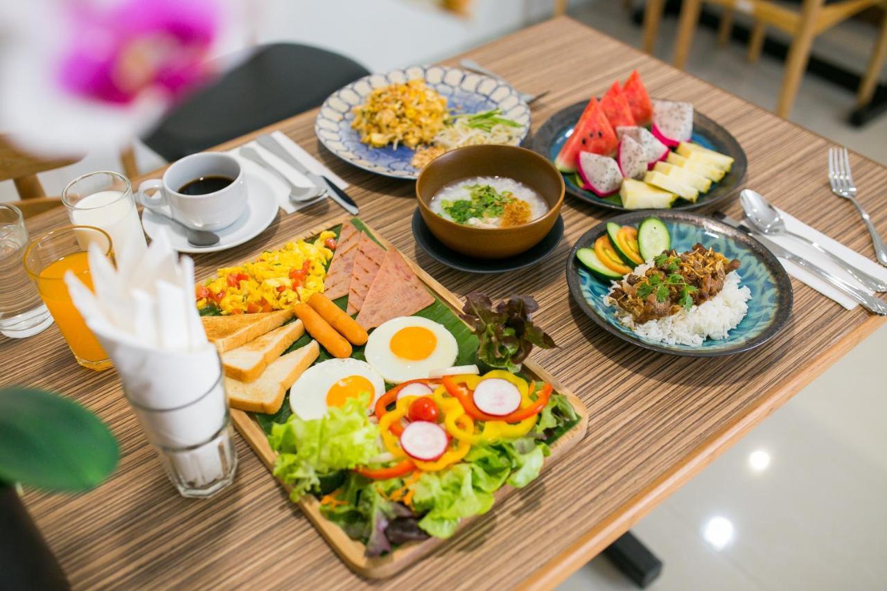 Lanna Thaphae Hotel Чиангмай Экстерьер фото