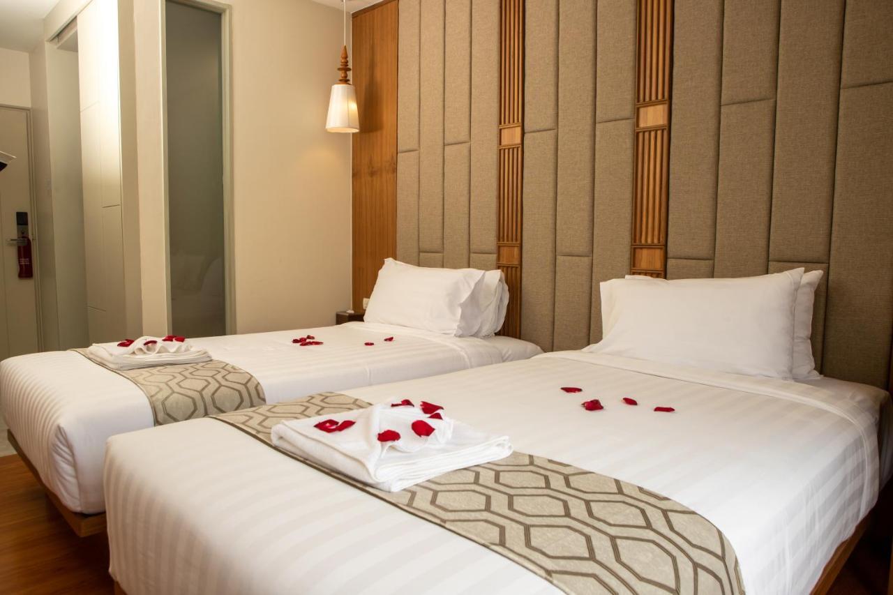 Lanna Thaphae Hotel Чиангмай Экстерьер фото
